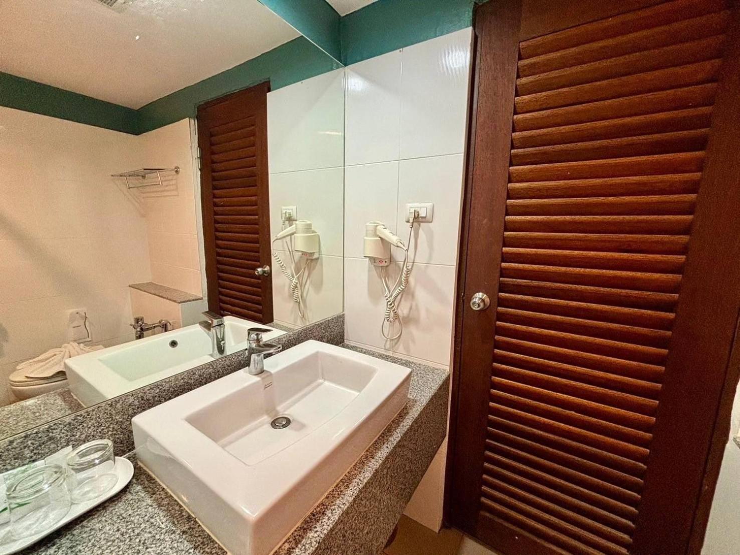 Aloha Hatyai Hotel Hat Yai Extérieur photo